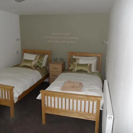 The Corner House Πανδοχείο 3*